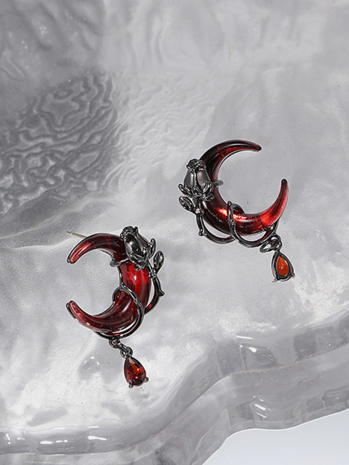 NEV Rose Asymmetrical Earring