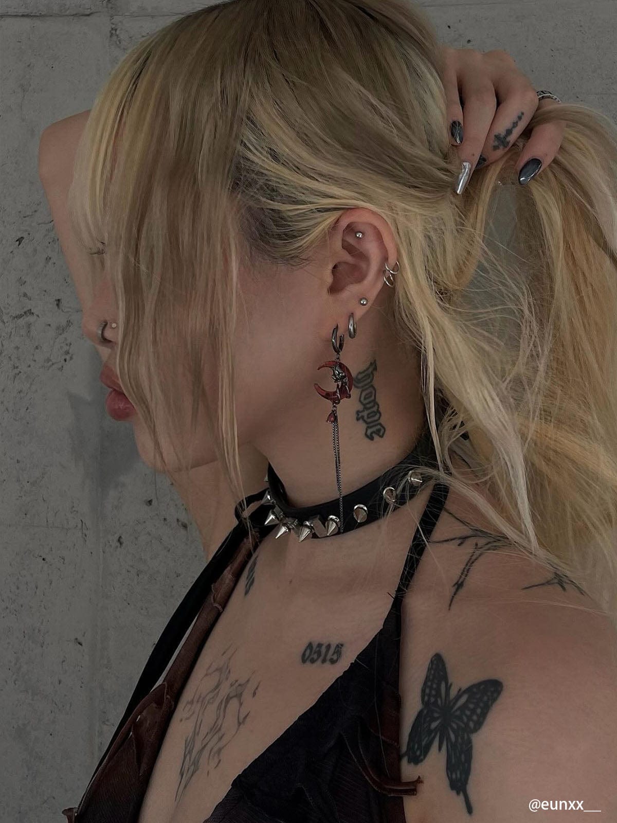 NEV Rose Asymmetrical Earring
