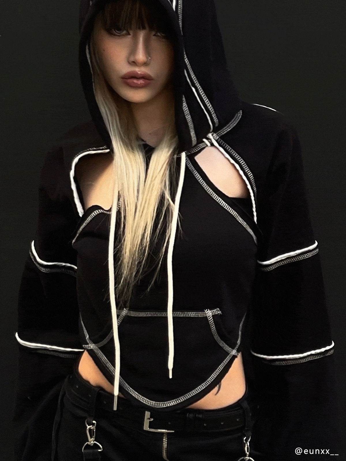NEV Hollowed Back Tie-Bow Hoodie