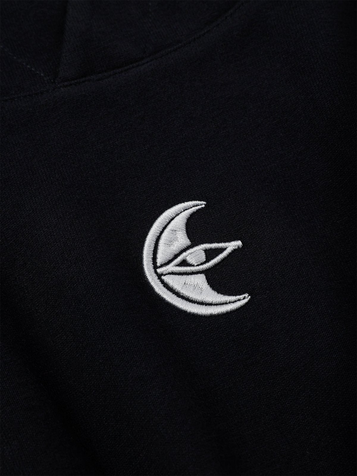 [Eye Of Moon] NEV Embroidery Fishbone Waist Cropped Hoodie